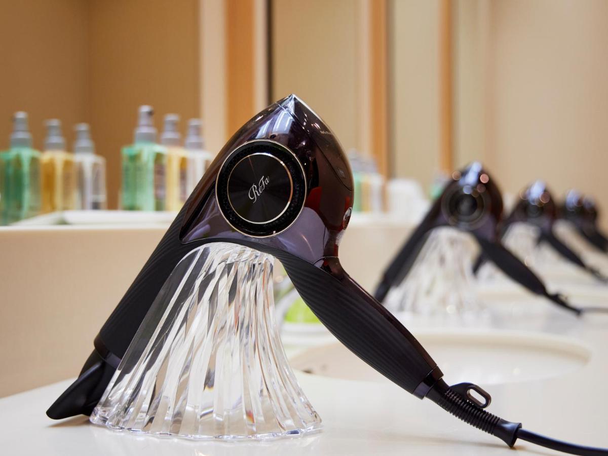 Miyako Hotel Gifu Nagaragawa Exteriör bild A hair dryer