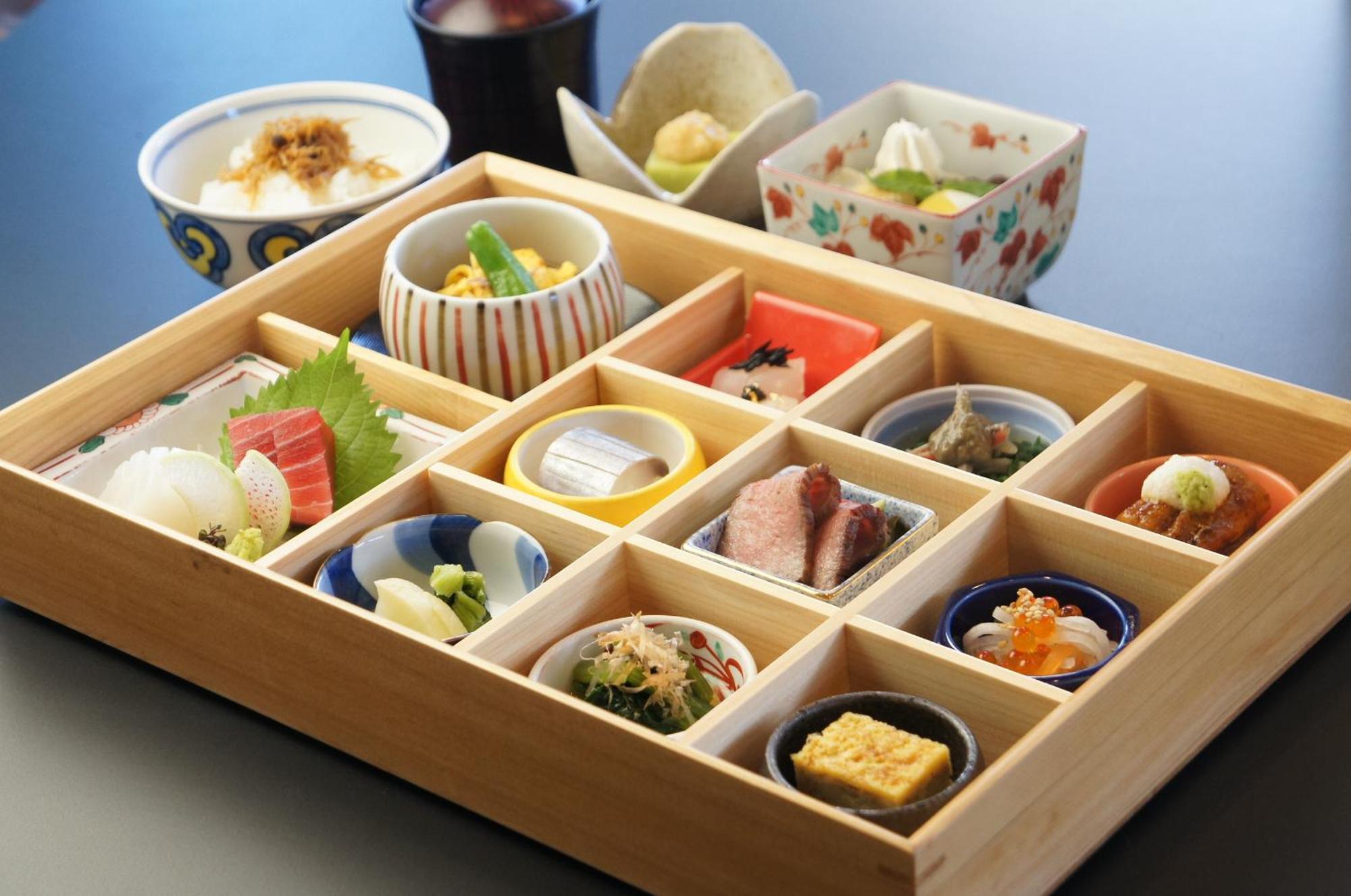 Miyako Hotel Gifu Nagaragawa Exteriör bild A shōkadō